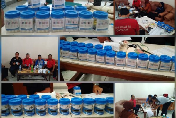 LAPAS KELAS IIA PONTIANAK GELAR TEST URINE KEPADA SELURUH PEGAWAINYA