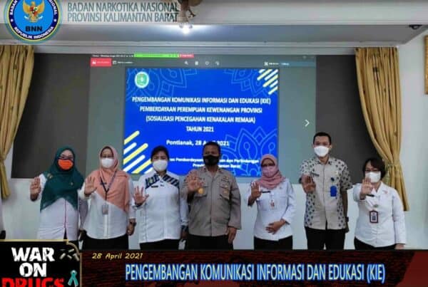 PENGEMBANGAN KOMUNIKASI INFORMASI DAN EDUKASI (KIE) PENGEMBANGAN KOMUNIKASI INFORMASI DAN EDUKASI (KIE)