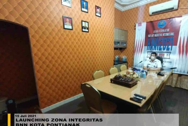 LAUNCHING ZONA INTEGRITAS BNN KOTA PONTIANAK LAUNCHING ZONA INTEGRITAS BNN KOTA PONTIANAK