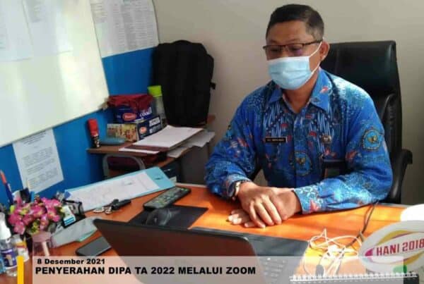 PENYERAHAN DIPA TA 2022 MELALUI ZOOM PENYERAHAN DIPA TA 2022 MELALUI ZOOM