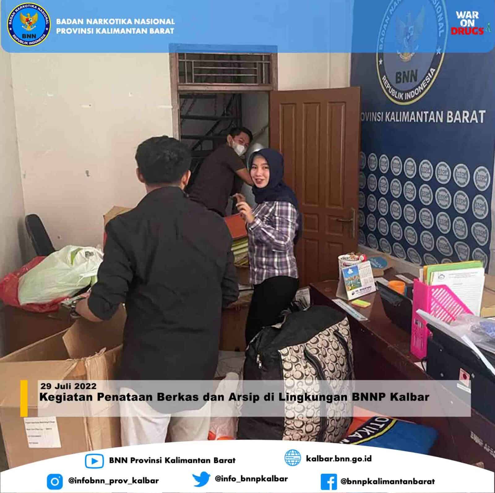 Kegiatan Penataan Berkas dan Arsip di Lingkungan BNNP Kalbar Kegiatan Penataan Berkas dan Arsip di Lingkungan BNNP Kalbar