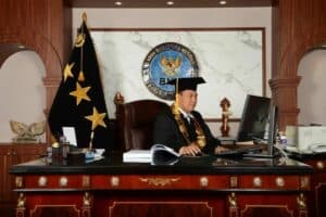 Komjen Pol. Prof. Dr. Petrus R. Golose Raih Penghargaan Tertinggi di Bidang Akademik Komjen Pol. Prof. Dr. Petrus R. Golose Raih Penghargaan Tertinggi di Bidang Akademik