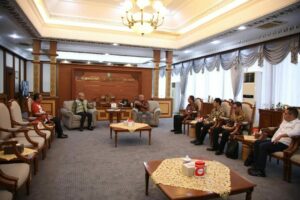 Bertolak dari Sambas ke Pontianak, Kepala Badan Narkotika Nasional Republik Indonesia (BNN RI) melanjutkan agenda kerjanya pada hari terakhir kunjungan kerja di Provinsi Kalimantan Barat, Kamis (6/6).