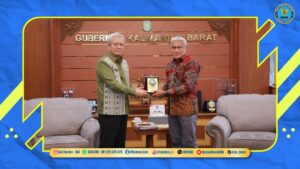 Bertolak dari Sambas ke Pontianak, Kepala Badan Narkotika Nasional Republik Indonesia (BNN RI) melanjutkan agenda kerjanya pada hari terakhir kunjungan kerja di Provinsi Kalimantan Barat, Kamis (6/6).